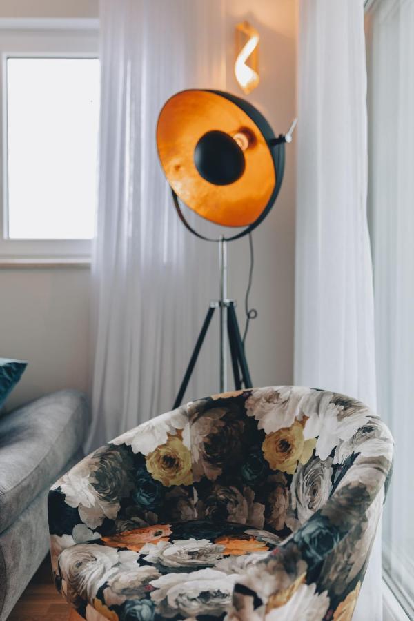 Apartment Muzini 马林斯卡 外观 照片