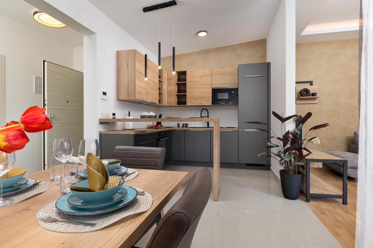 Apartment Muzini 马林斯卡 外观 照片
