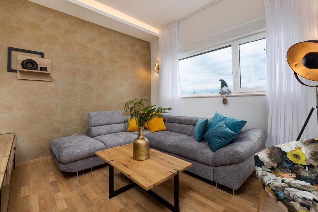 Apartment Muzini 马林斯卡 外观 照片