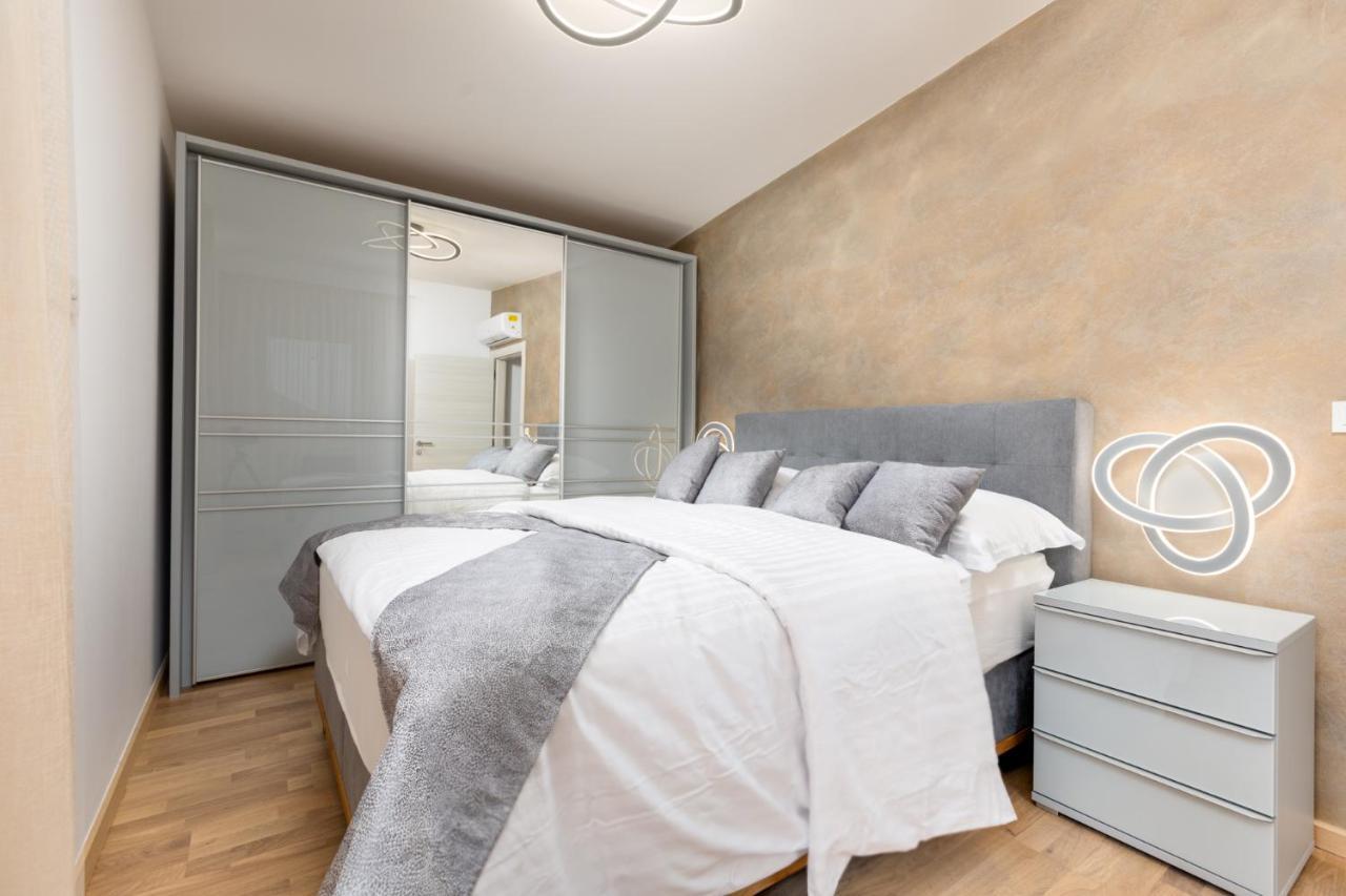 Apartment Muzini 马林斯卡 外观 照片